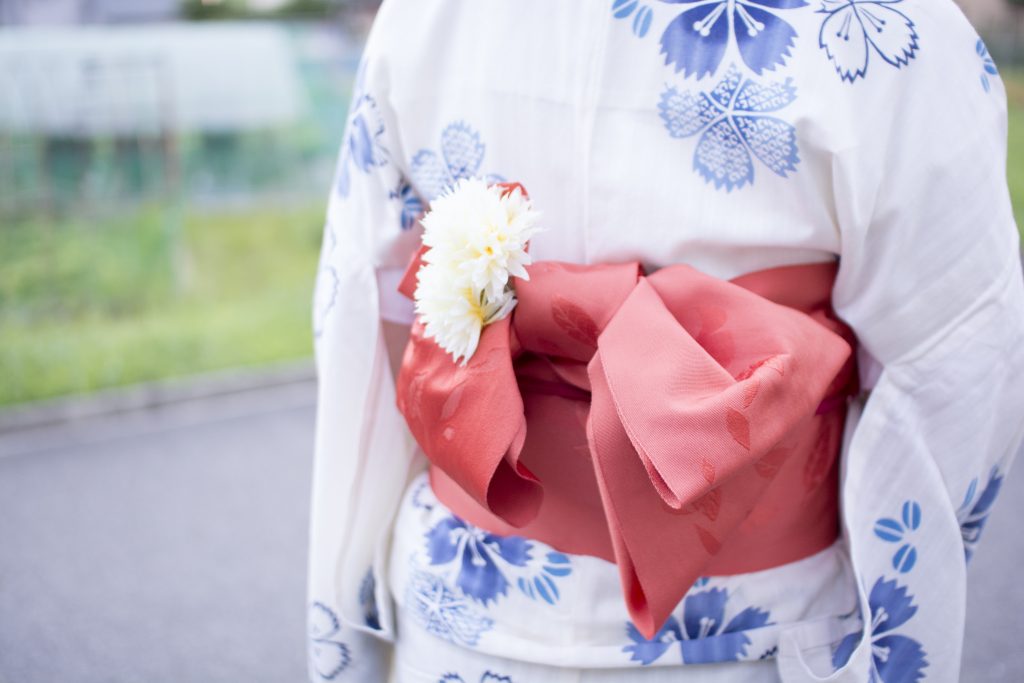 kimononoobiaka